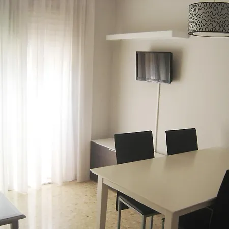Playas Lloret -famous Family Fenals Apartamento *