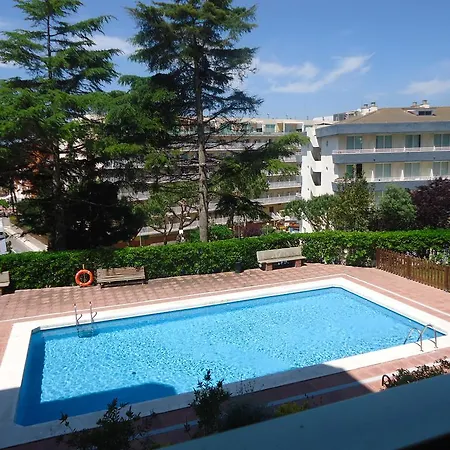 Playas Lloret -famous Family Fenals يوريت دي مار